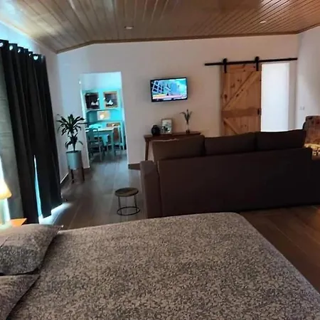 Casa Do Lagar Tatil Evi *